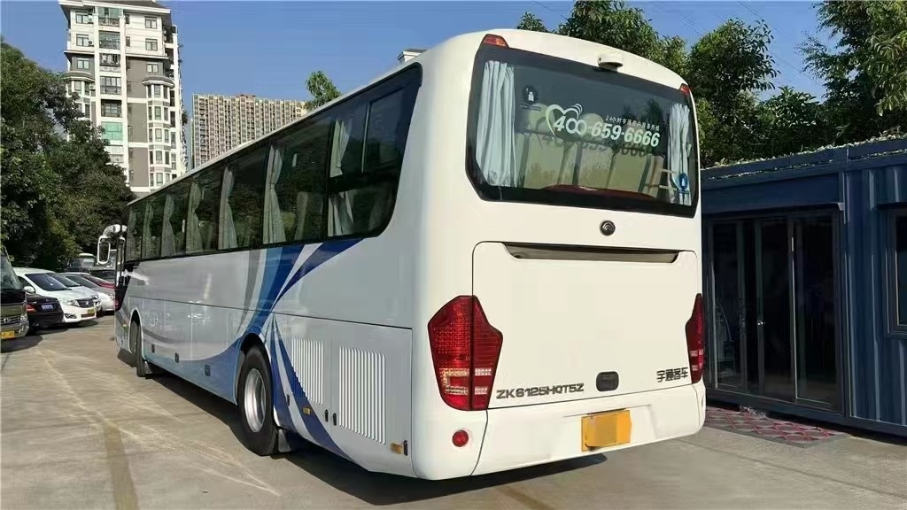 贅沢な旅行バスは2017年55seat YutongバスZk6125HQ販売のためのBussを秒針