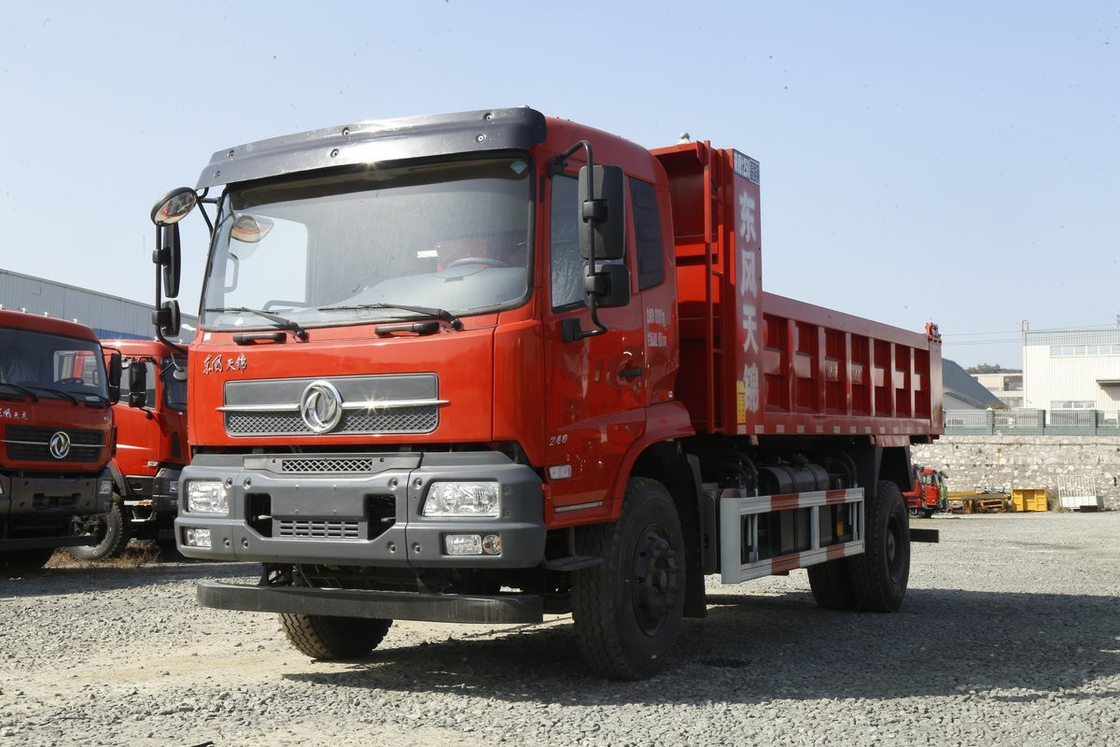 軽トラック第2手のダンプ トラックのよい状態8 - 10のトンのDongfengのブランド4x2の160hp