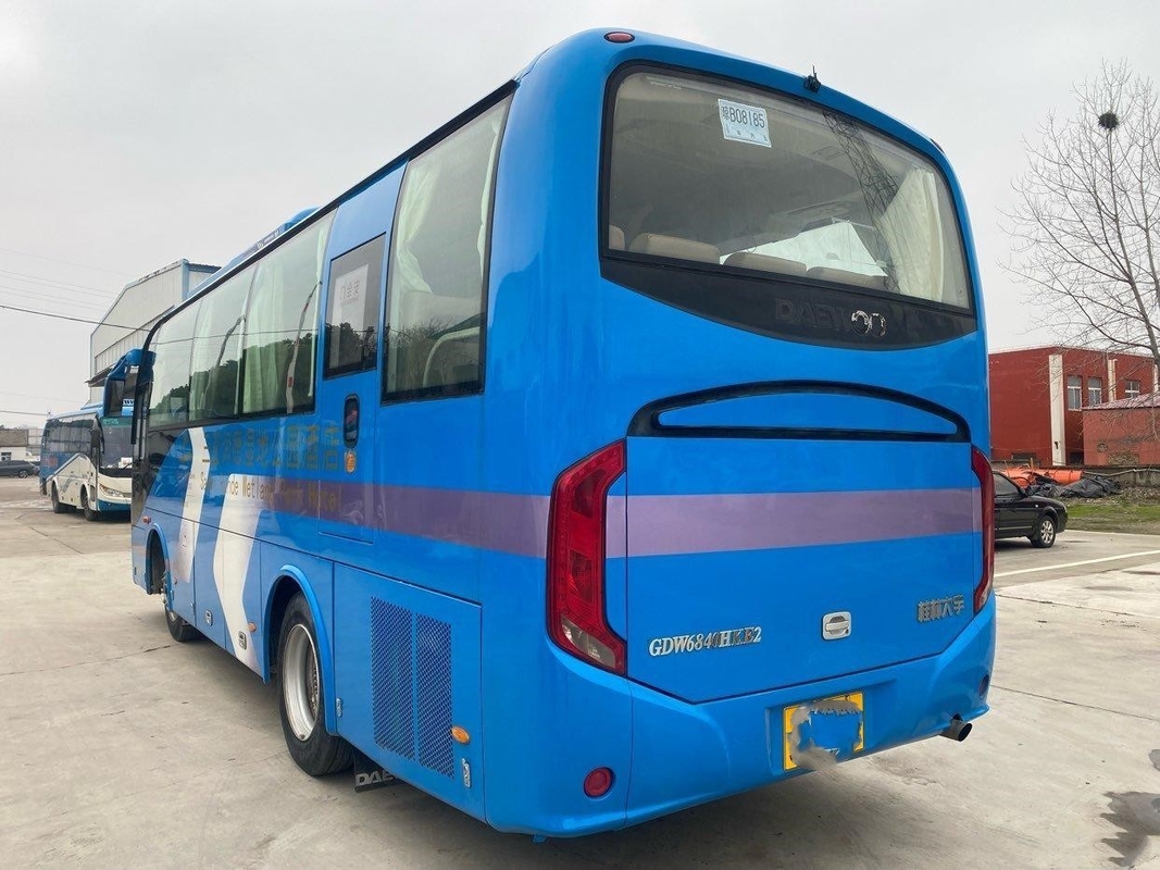 大宇バスGDW6840 Yuchaiエンジン30seatsのユーロVのエアコンの外的な振動ドア