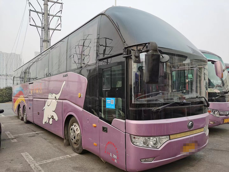 古いコーチ61の座席2014年によってYutong ZK6147バス二重Axlebrake使用される贅沢なバス