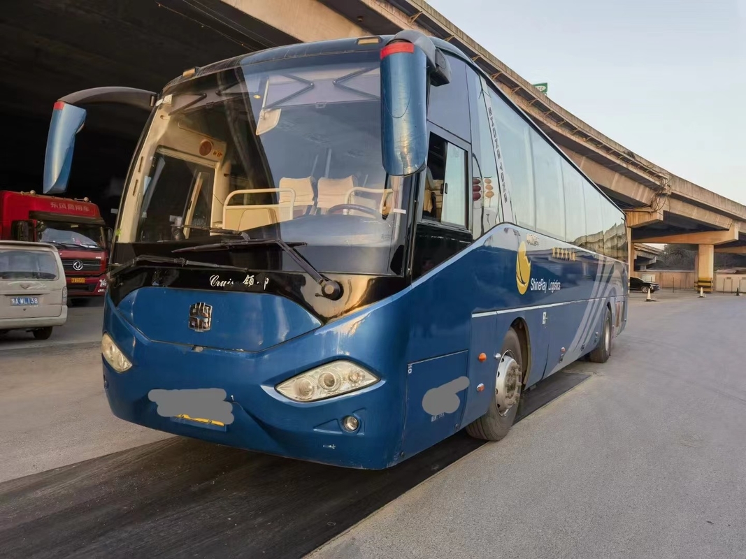 Wechaiはコーチ バスを2015の年55の座席によって使用されたZhongtong ZLCK6120の鋼鉄シャーシによって使用された乗客バス使用した