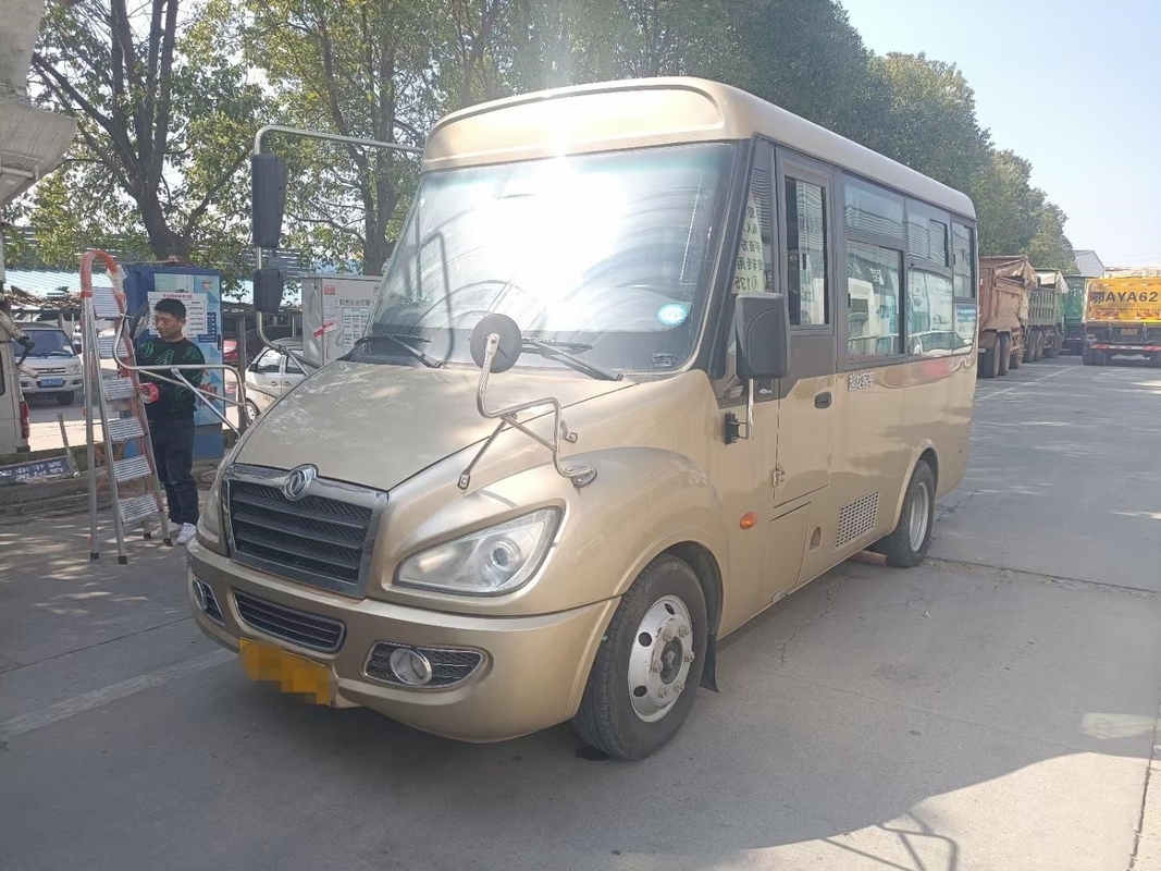 使用された小さいバス前部エンジン14seatsはDongfengバスEQ6550ヨーロッパのVエアコンを使用した