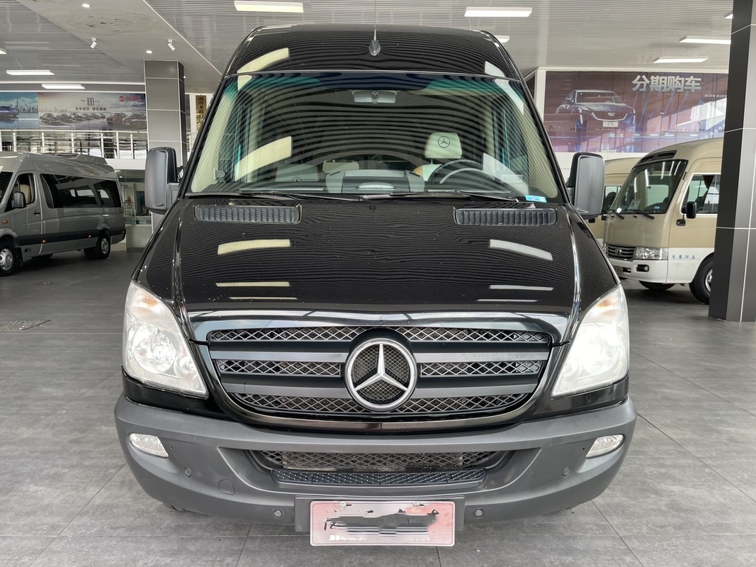 贅沢なバス ベンツ商業小型バス19座席前部エンジンのDaimler使用されたエンジン ヨーロッパのV