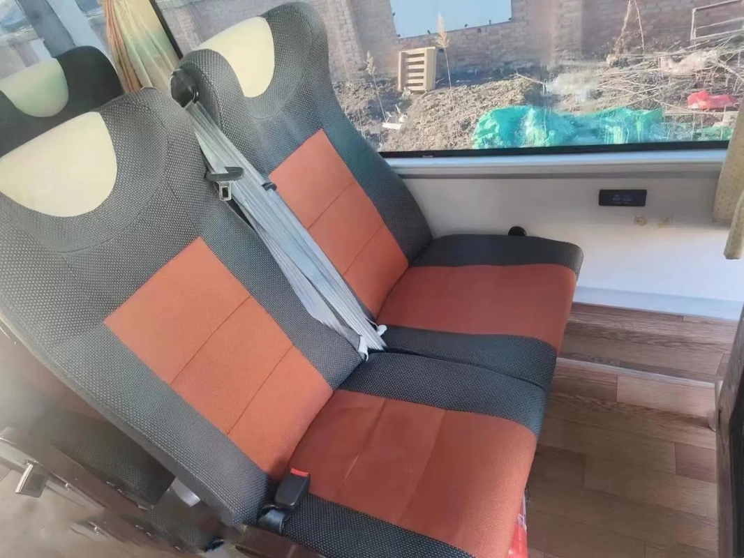 秒針の観光バスのWeichaiエンジン12は両開きドアを50の座席ACによって使用されるFoton BJ6122メーターで計る