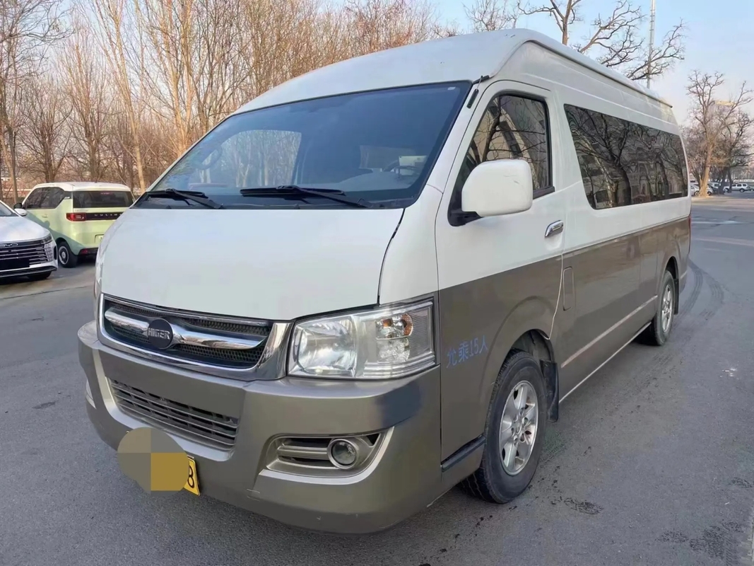使用されたシャトルのバン15の座席より高くミニバスKLQ6540の外的な振動ドアのシャンペン色の前部エンジン