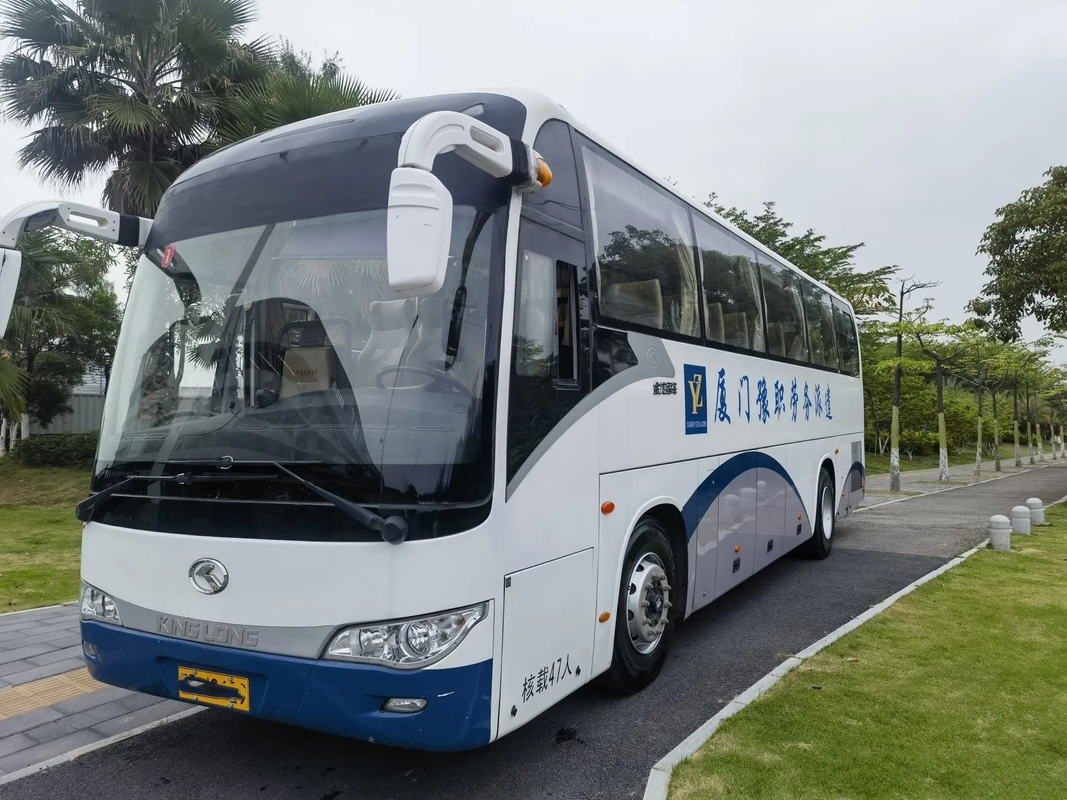 第2手バス2016年の両開きドア47本の座席Yuchaiエンジン6シリンダーLHD/RHDによって使用されるKinglong XMQ6117