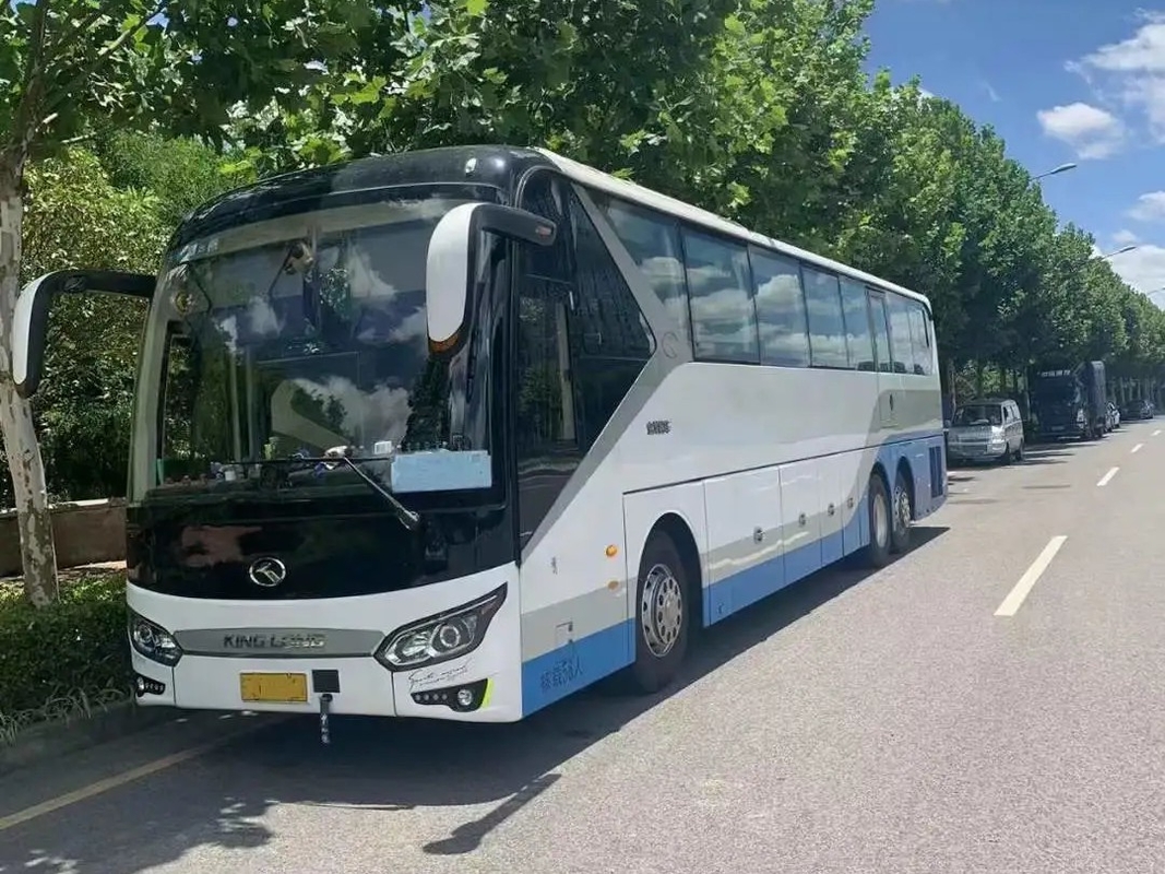 秒針バス大きいトランクまれなエンジン375hp 56の座席交互計算はKinglongバスXMQ6135 LHD/RHDを使用した