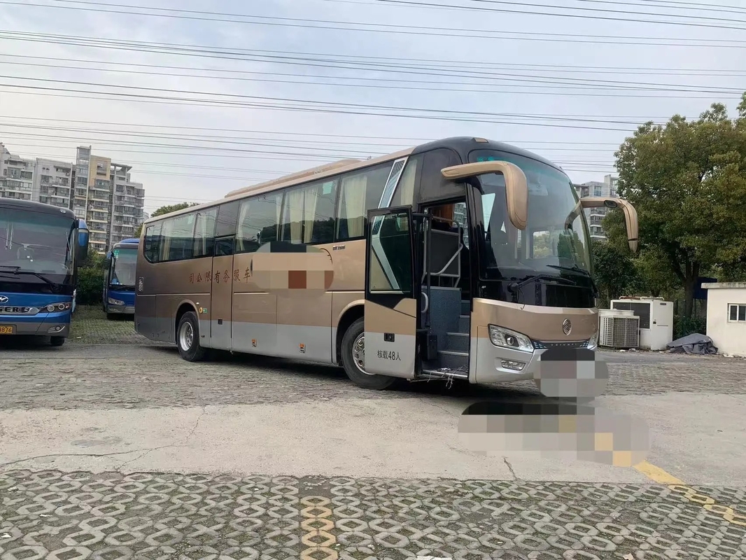 使用されたコーチ バス90%新しい48は第2手ドライブ金ドラゴンXML6112 Weichaiエンジン100km/Hをつける