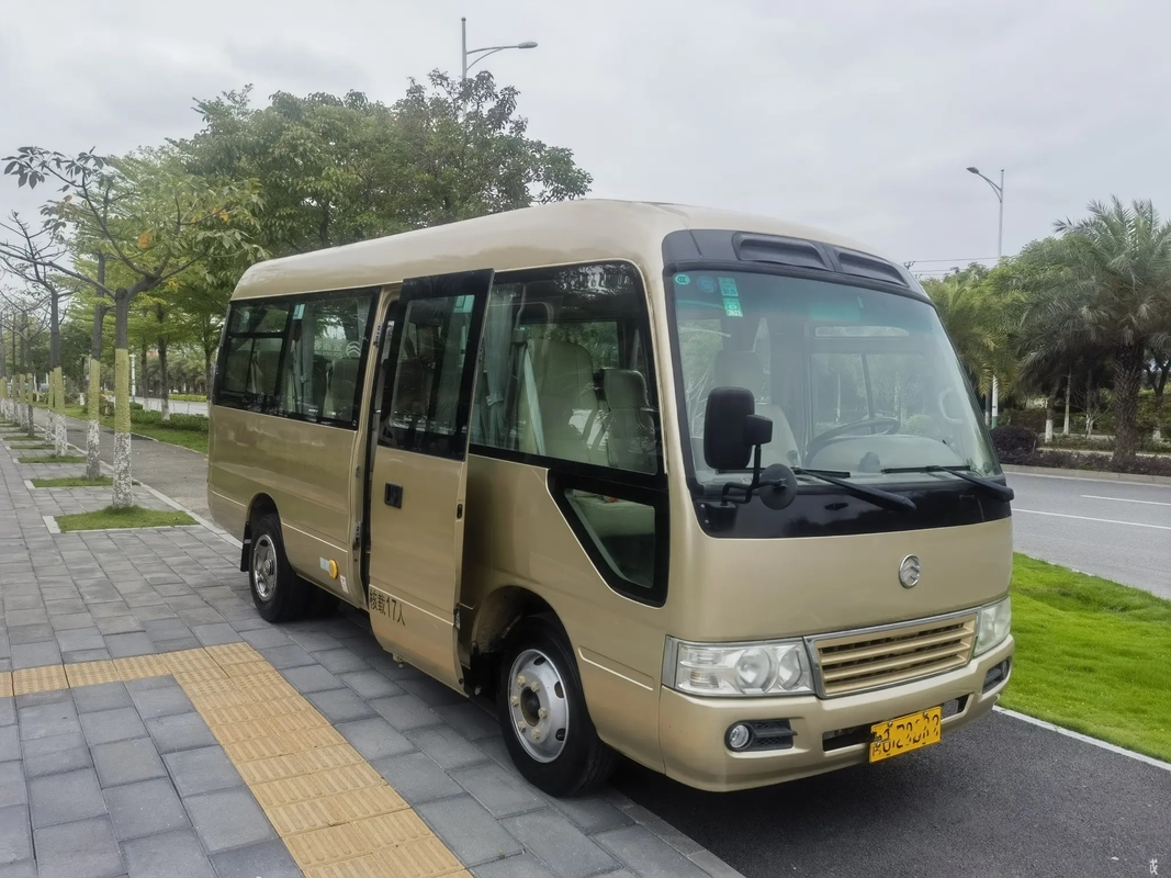 秒針のコースター前部エンジン19の座席によって使用される金ドラゴンのミニバスXML6601の外的な振動ドア6メートルの
