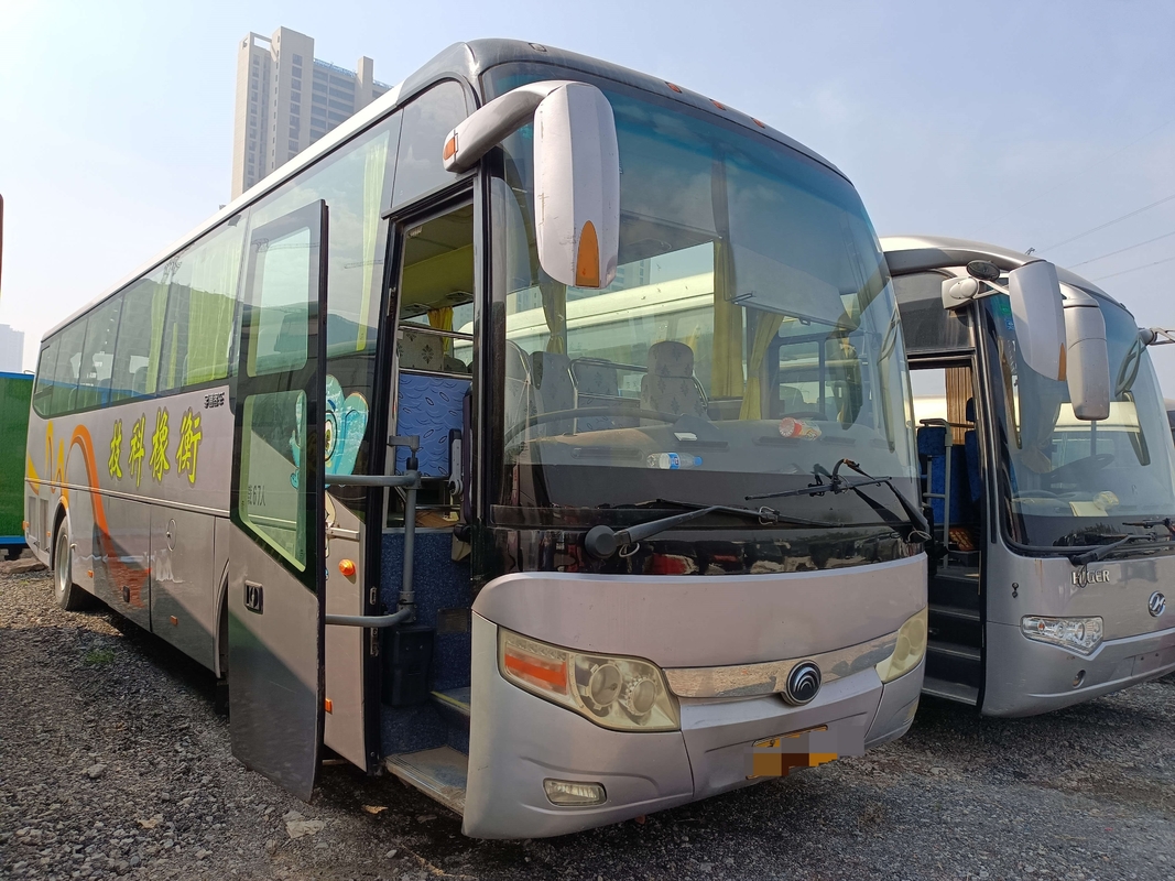コーチ 中古 Yutong ZK6127 モデル 67 座席 2+3 座席 配置 単ドア