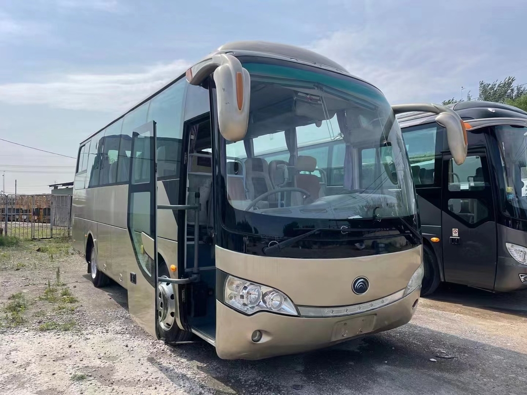 古いバス 35席 Yutong ZK6808 バッグラック A/C付き マニュアルトランスミッション