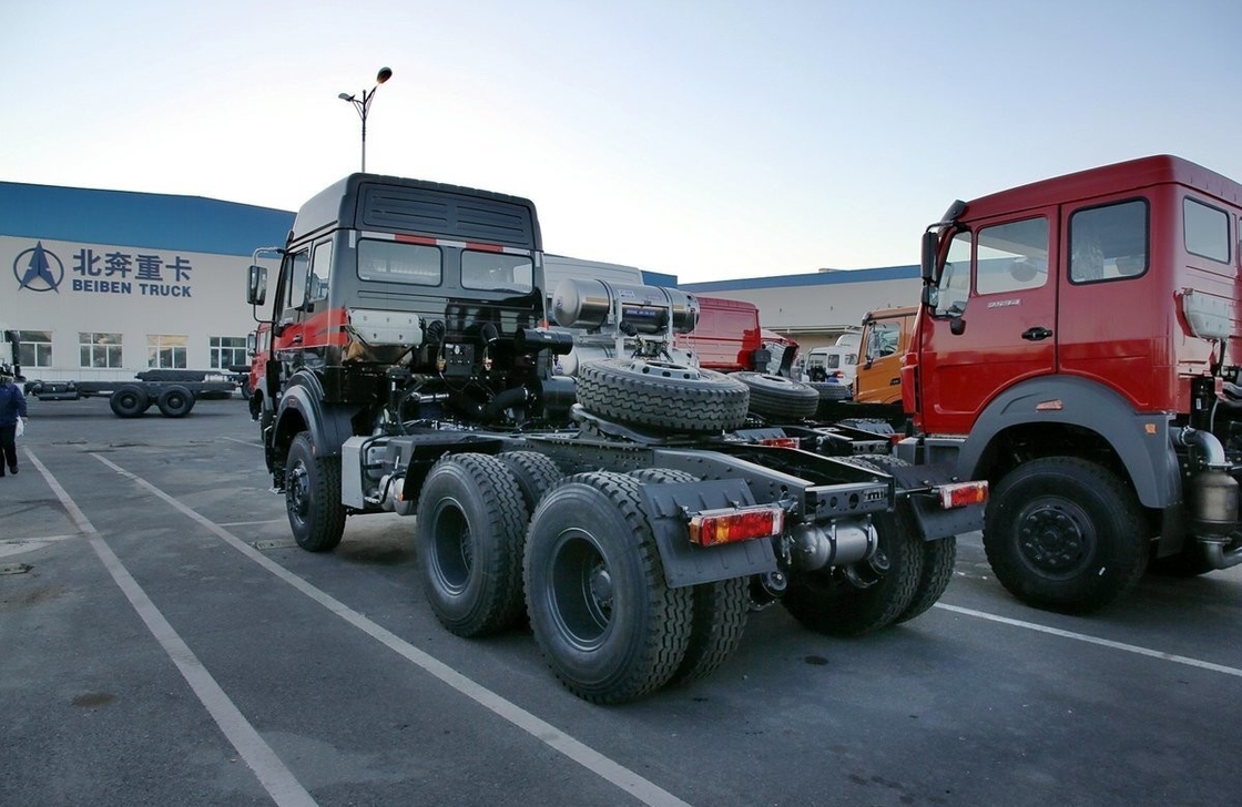 6x4 中古 トラクター トラック ベイベン トラクター ヘッド 336hp 高屋根 LHD / RHD