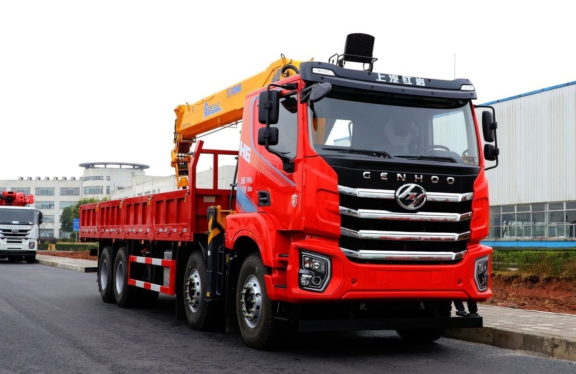 8*4 ドライブ モデル プリオーナーのトラック クレーン ホンヤン 搭載 350hp 重荷 ユーロ 6