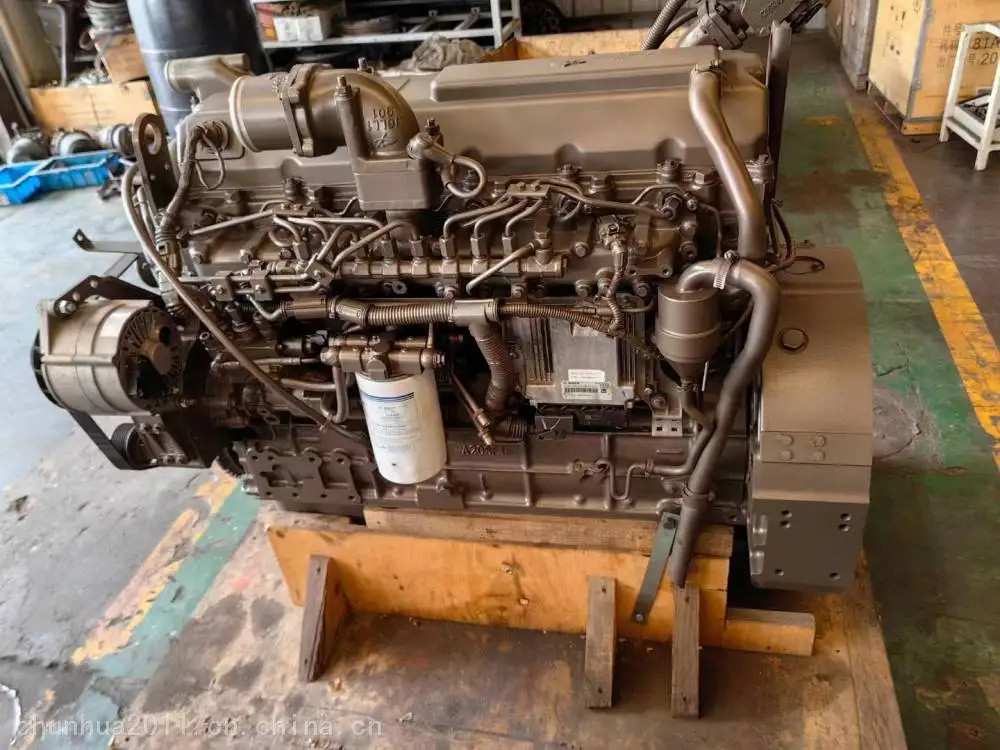 中古バスのスペアパーツ YuChai6L260-42 エンジン ユーロ4 ディーゼル 260 馬力 最大