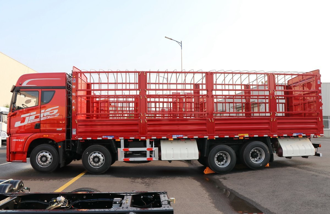 中古貨物 トラック 販売中 中国 Jiefang CNG 460hp 重荷 単一半キャビネット