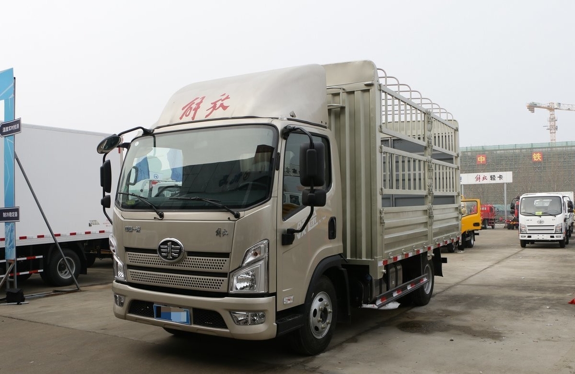 中古 貨物 トラック シャンパン カラー 4*2 フェンス トラック トラック 4 メートル ボックス フラット キャビン