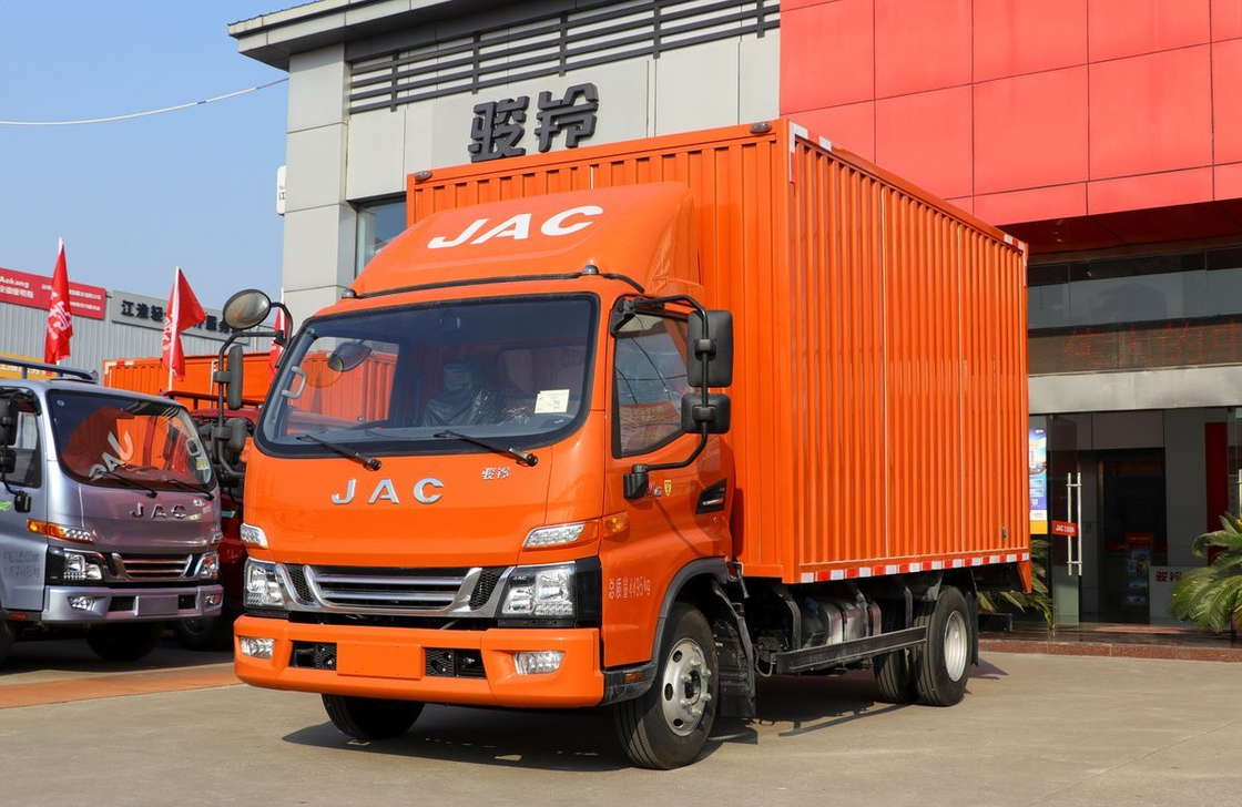 軽トラック 8 トン JAC V6 マニュアル 単軸 300L 容量 オイルタンカー