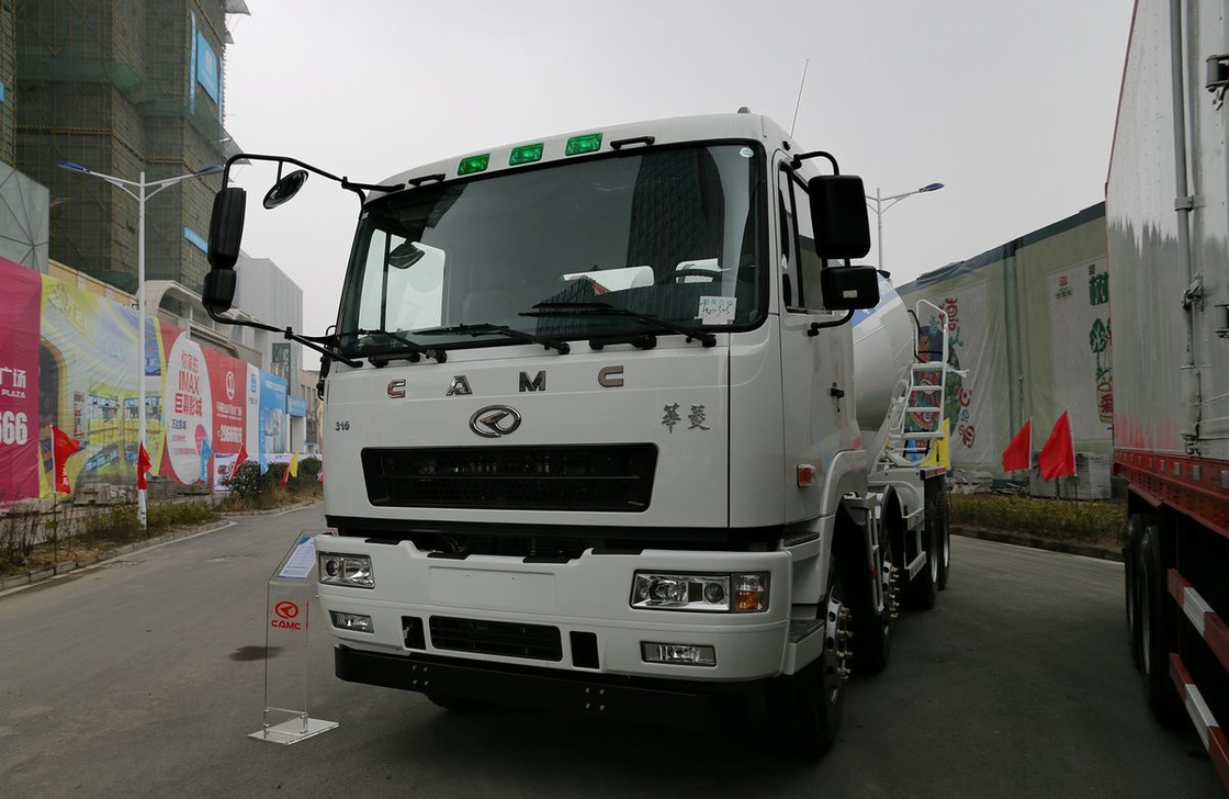 中古コンクリートミキサー トラック 8×4 CAMCセメントミキサー 310hp ユーロ 5 ビッグタンカー 12タイヤ