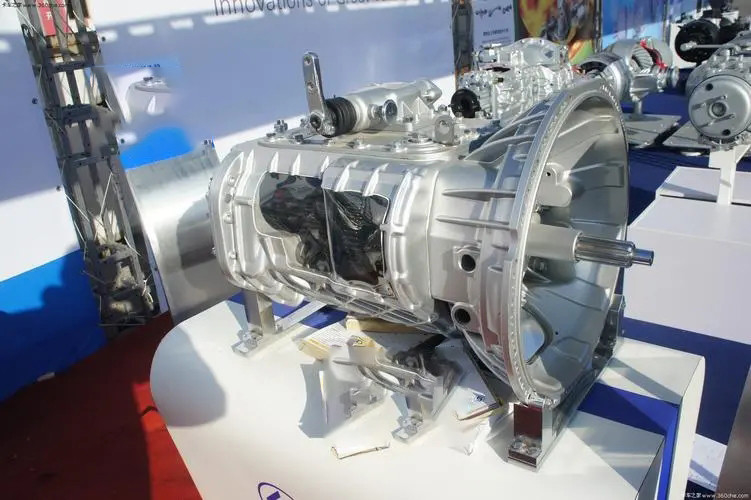 信頼性のあるバス パーツ Yutong バス ZK6120H ギアボックス FAST トランスミッション 6DS-148 高精度