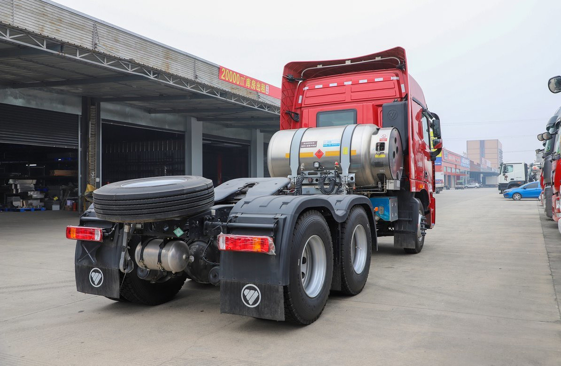 トラクター用トラック 6*4 フォトン GTL 馬頭 LNG カミングス エンジン 500hp 急速ギアボックス