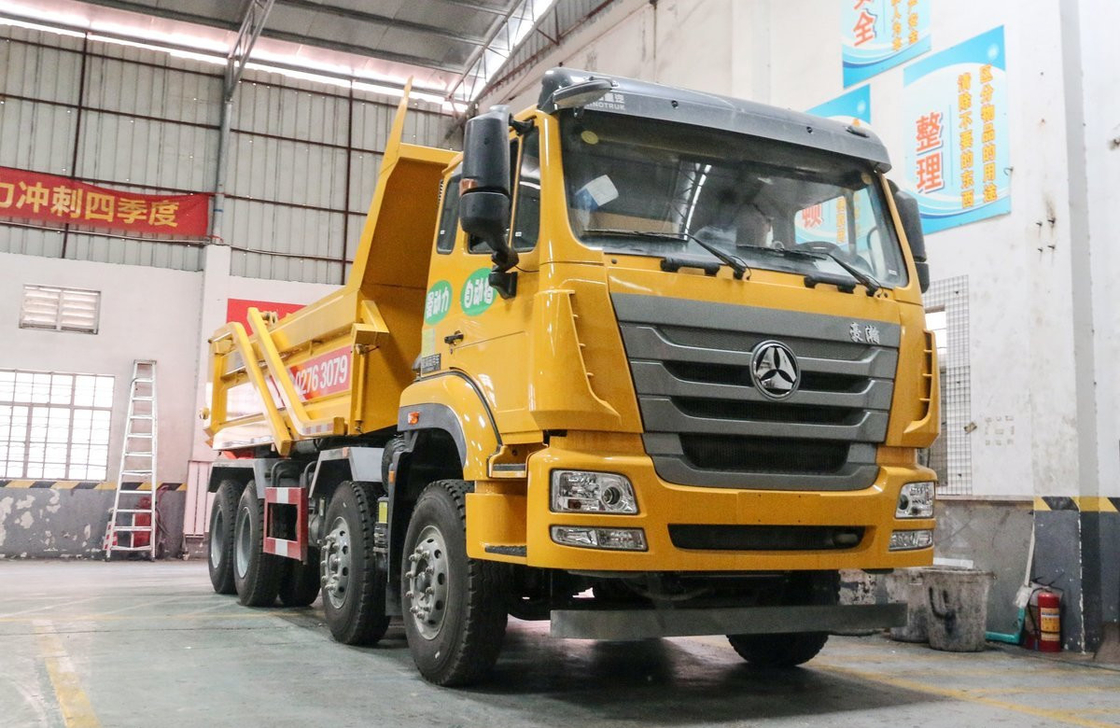 中古 ホウ トラック シノトラック 8*4 ホハン 350hp 強力なエンジン 12ホイール道路輸送