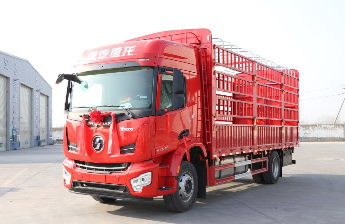 フェンス貨物トラック Shacman M6000 4*2 トラック ウェイチャイ 245hp エンジン 8速 マニュアル