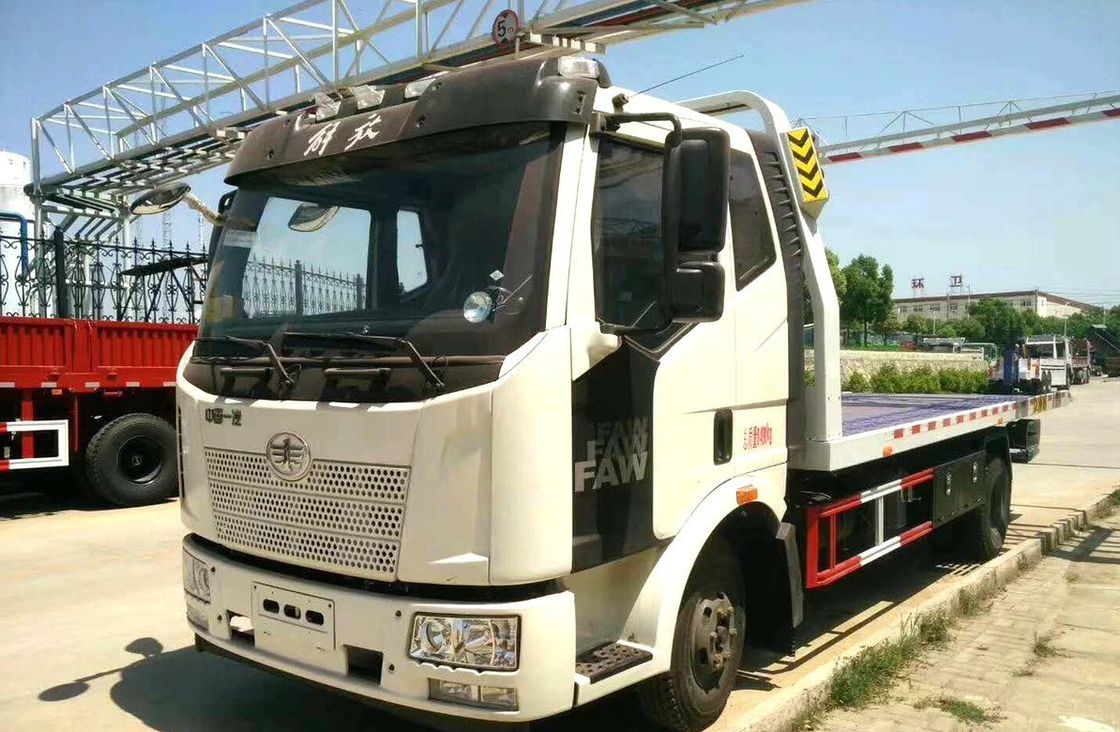 Wrecker トラック ベッド FAW J6L モデル シングルアクセル 6 ホール 160hp 負荷 3.5 トン LHD