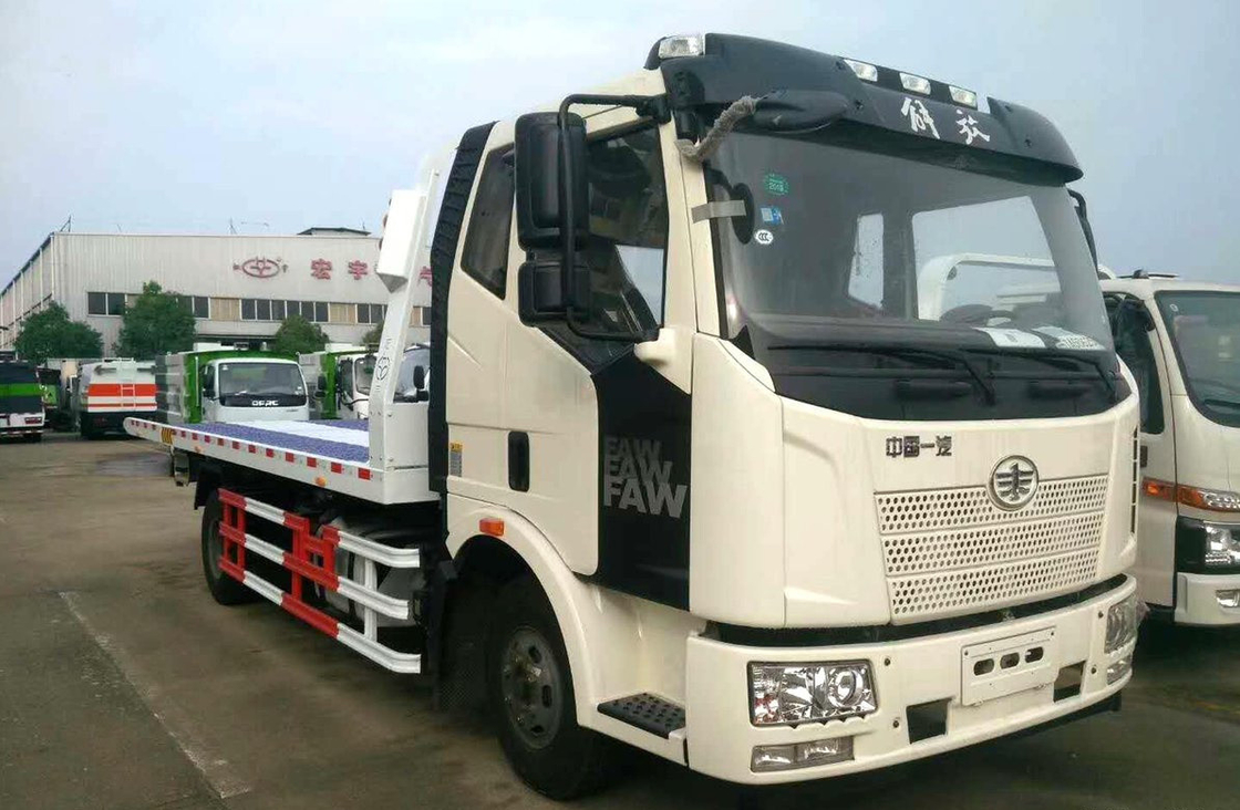 Wrecker トラック ベッド FAW J6L モデル シングルアクセル 6 ホール 160hp 負荷 3.5 トン LHD