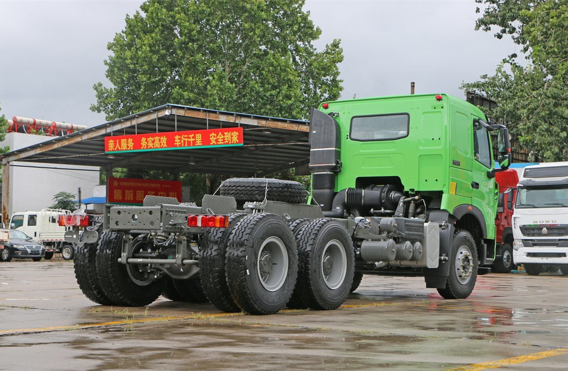 6*4 ダンプトラック サプライヤー シノトラック ホウ T7H グリーン カラー 6 シリンダー 400hp 強力なエンジン