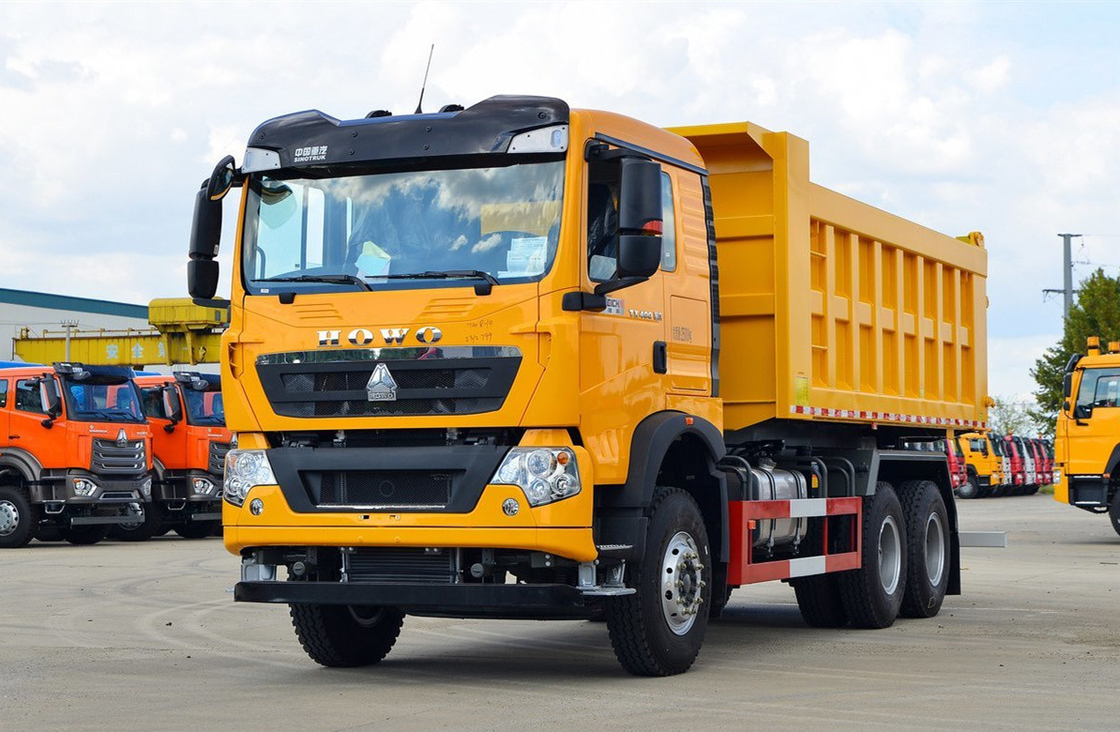 中古 10 タイヤ ターパー トラック 6.3 メートル ボックス 400hp Howo TX7 フロント リフティング 12 スピード マニュアル