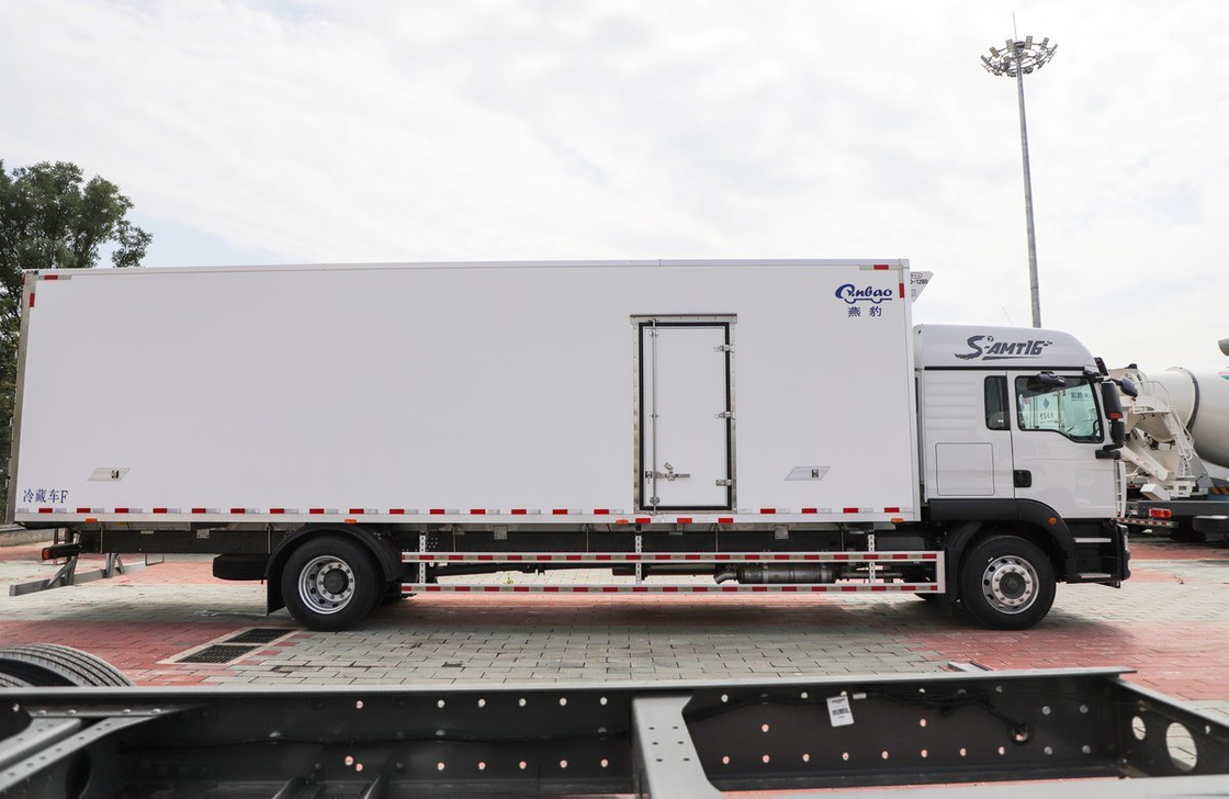 冷蔵庫冷却 バン シノトラック 4*2 ドライブモード 9.5 メートル 長箱 シトラック 290hp