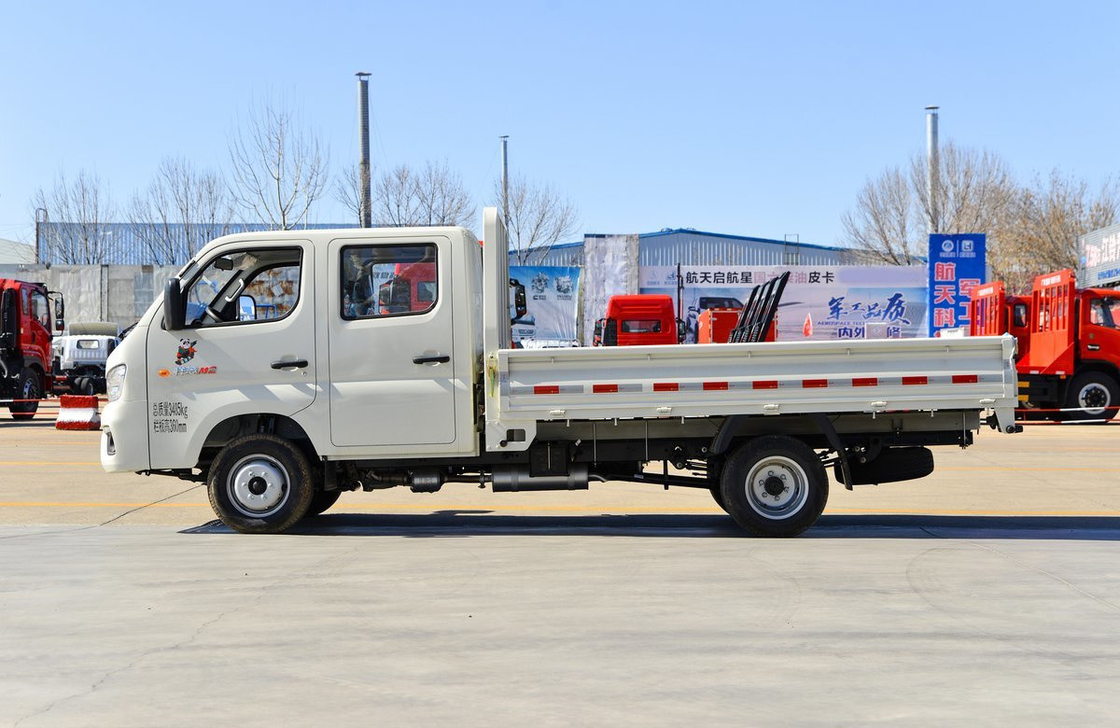 中古 ミニ貨物 トラック ガソリンエンジン 122hp 白色 左手駆動 3トンのLHD