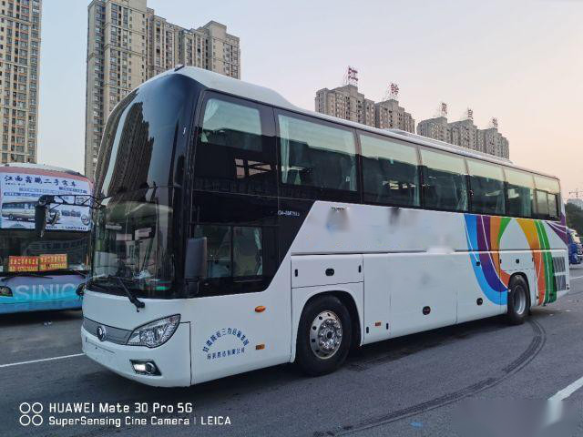 54人用RVバス 2014年 ウェイチャイ・エンギン・デイゼル 2階バス ユートンZK6118 VIP