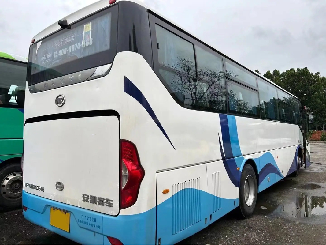 HFF6119 51席のラグジュアリーバス 荷物用スペースが広い 後ろのディーゼルエンジン 左手運転