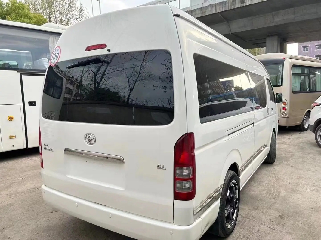 Hiace 13席4ドア前輪駆動 ガソリンエンジンの快適さと事故のない中古ミニバス