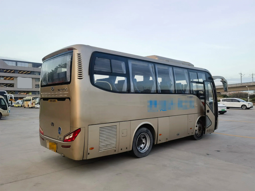 XMQ6759 ユーロ4 標準 7.5m 左駆動 ディーゼル エンジン キング ロング 中古 旅客 バス
