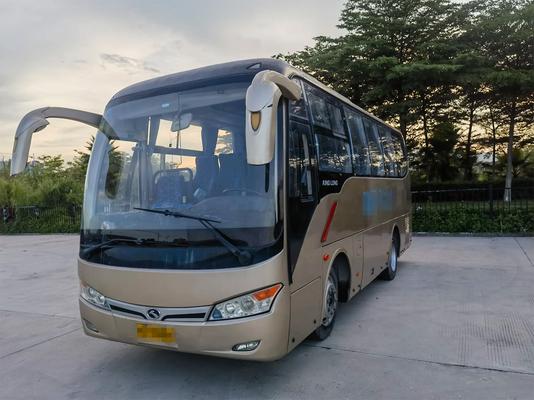 XMQ6759 ユーロ4 標準 7.5m 左駆動 ディーゼル エンジン キング ロング 中古 旅客 バス