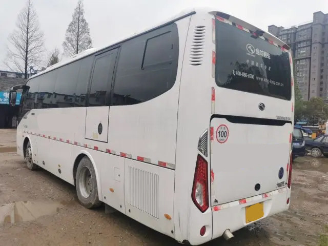 38人乗り 良好なエアコン 密閉ガラス 左方向運転 ディーゼル 中古車