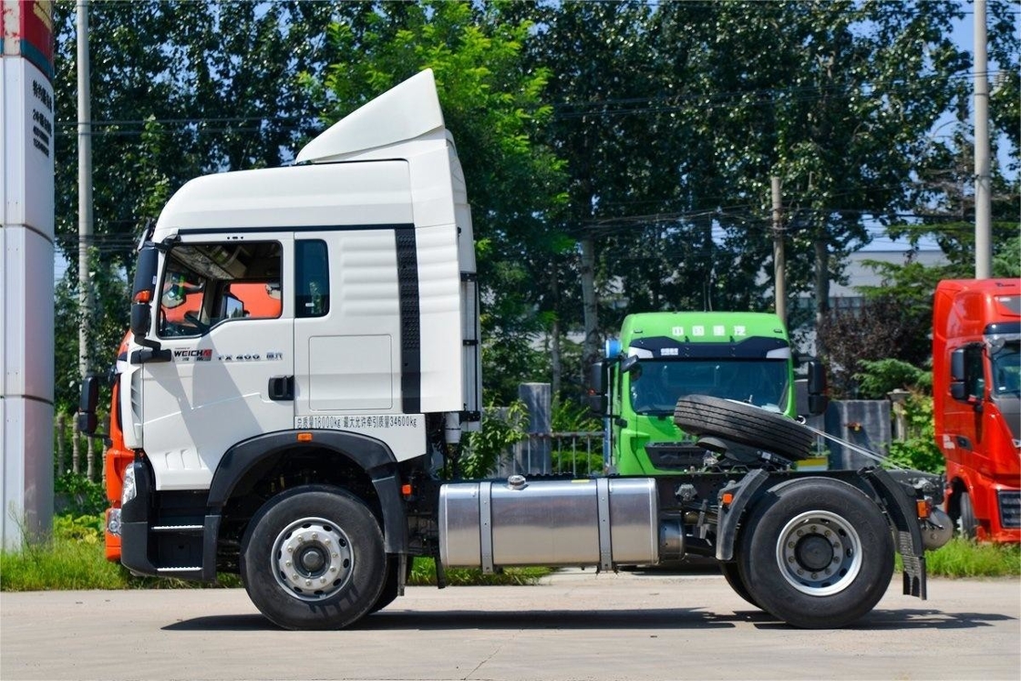 HOWO トラクター トラック 国立VI 排放基準 単軸 350HP デフレクター付きディーゼル