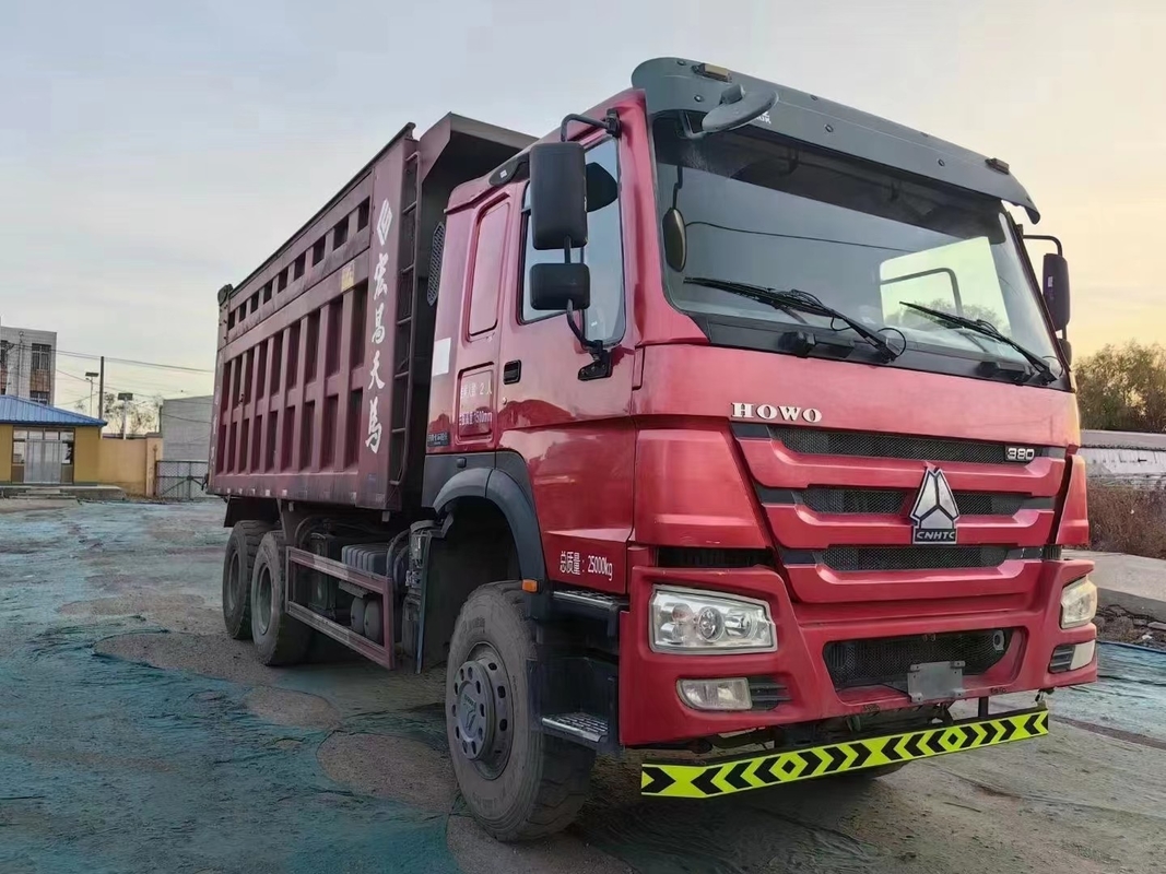 シノトラック ホウ 6x4 ユーロ 3 排出量 アフリカでの使用 2019年 ホウ ダンプトラック 採掘