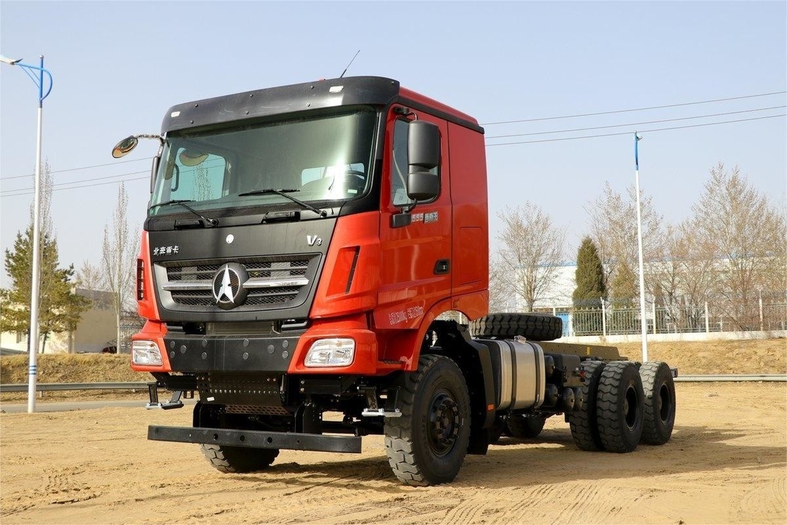 ベイベン重型トラック 550 hp 6X4 多重 環境に優しいトップカバー 6m ダンプトラック シャーシ