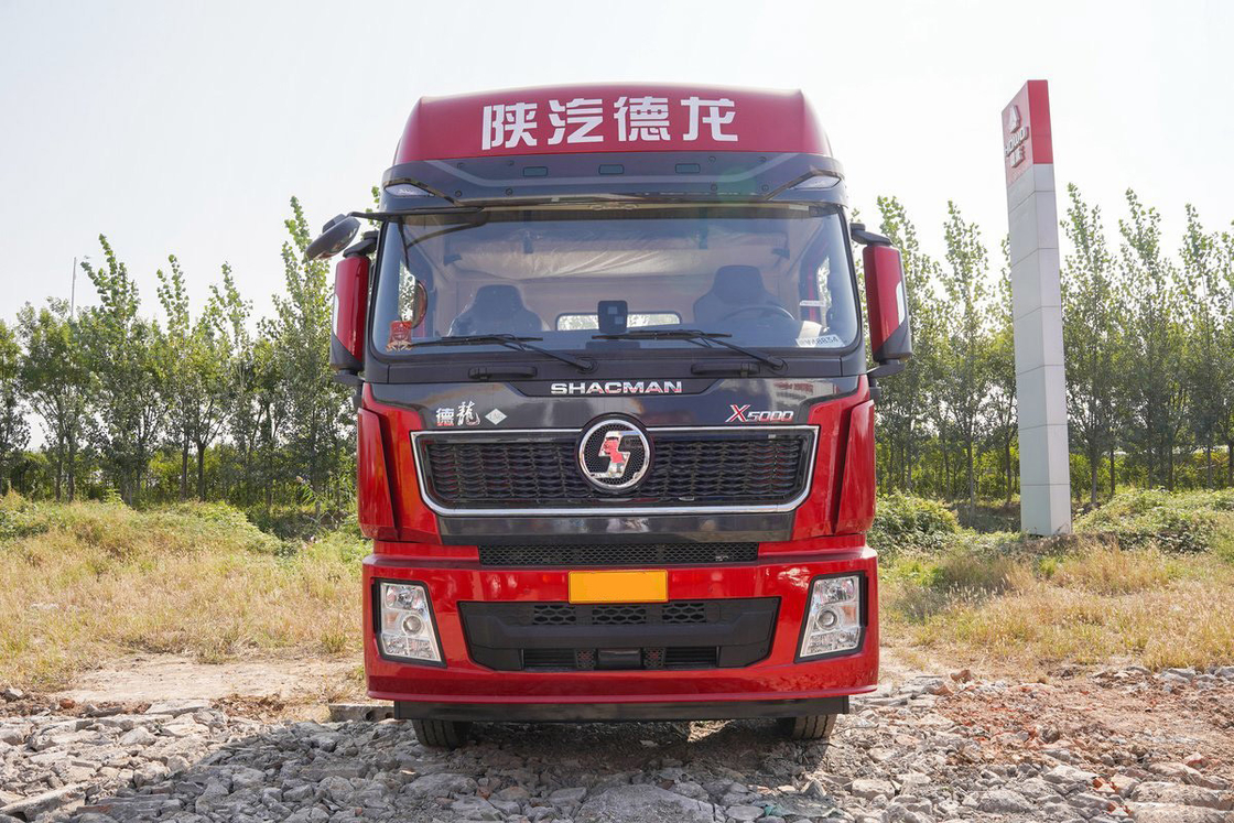 シャックマン トラクター トラック ユーロ6 後ろ 2 軸 後ろ 8 輪 480HP 6X4 LNG エアバッグ シート