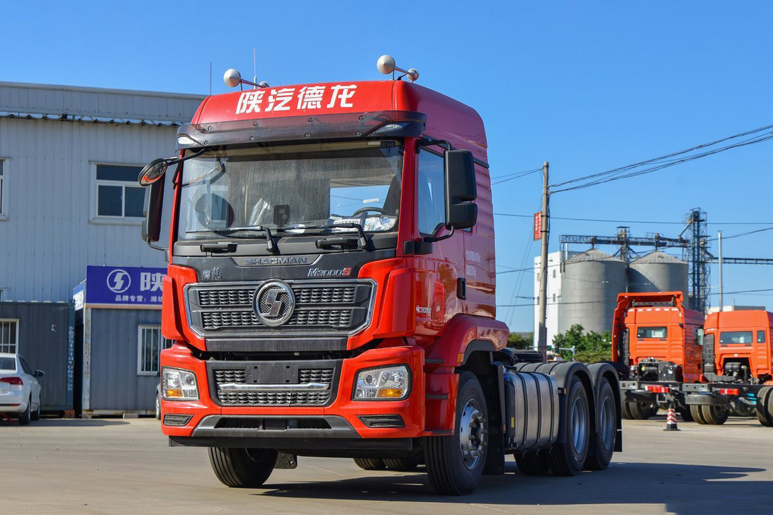 高屋根デフレクター 4点懸垂エアバッグ座席 430HP 6*4 M3000s シャックマン トラクター トラック
