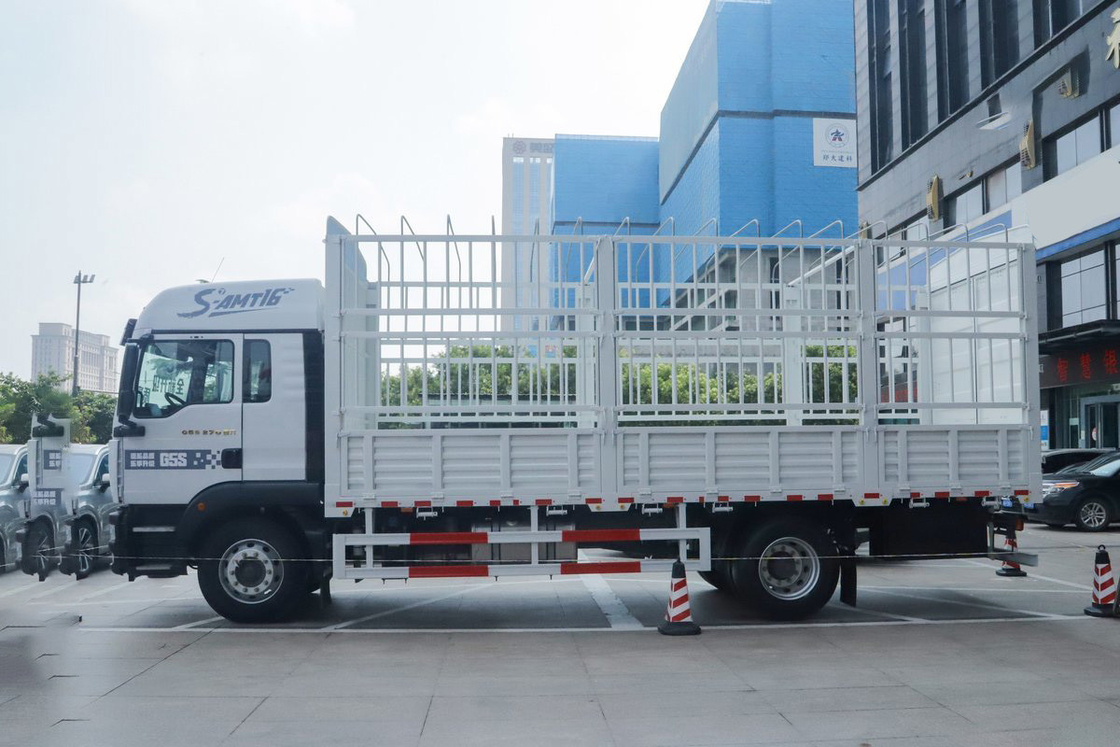 エアバッグ ショック吸収座席 AMT 自動マニュアル 270HP 4*2 6.8m シノトルク シトラック フェンス トラック