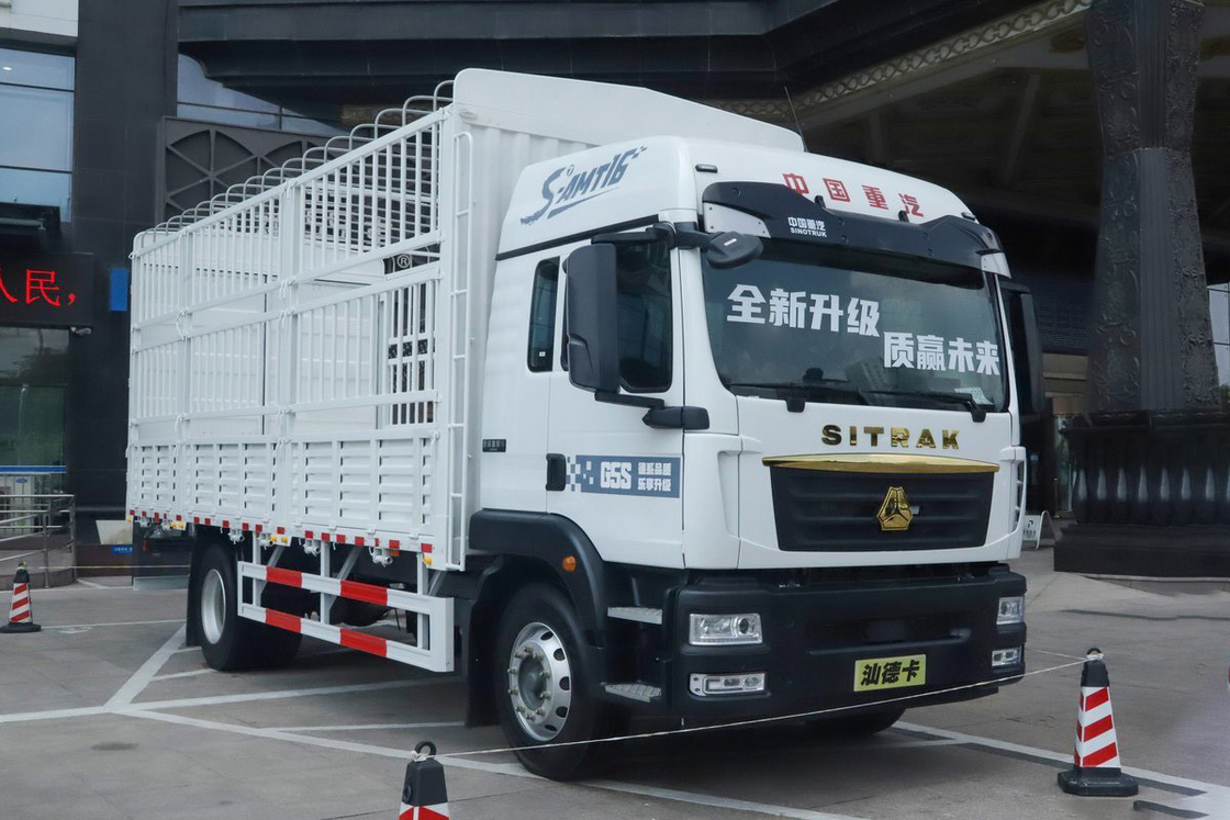 エアバッグ ショック吸収座席 AMT 自動マニュアル 270HP 4*2 6.8m シノトルク シトラック フェンス トラック