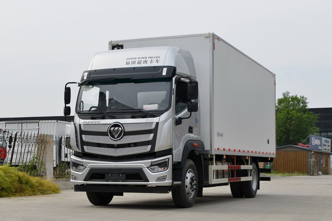 Foton BJ5186 245HP 4X2 シングルアクセル 6.6m ダブルドア ホワイト貨物箱 冷蔵型バン