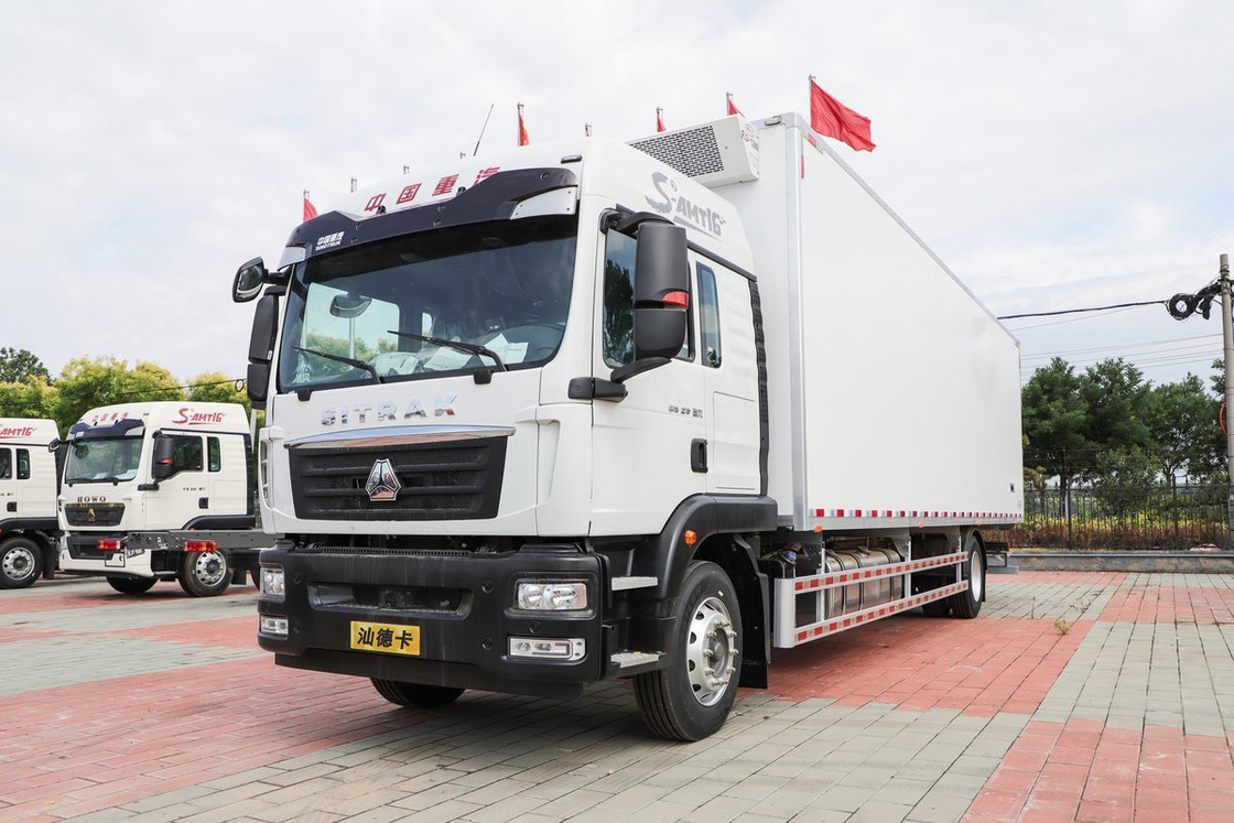 ディーゼル10速290hp 4X2 9.45m デフレクター ライン ハーフキャビン ホワイトボディ SITRAK ZZ5186 3ドア貨物冷蔵トラック
