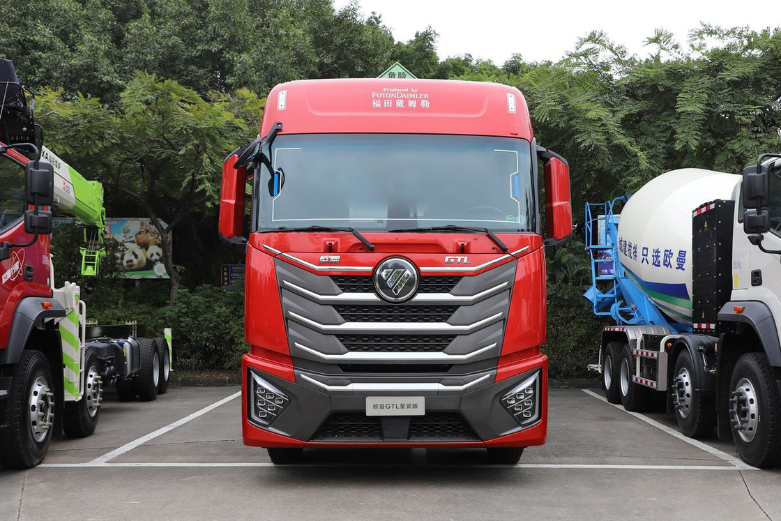 Auman HFV5320 GTL 半列座席 ディーゼル 12速 360HP 8X4 燃料タンク 30m3 フォトン オイルタンカー トラック