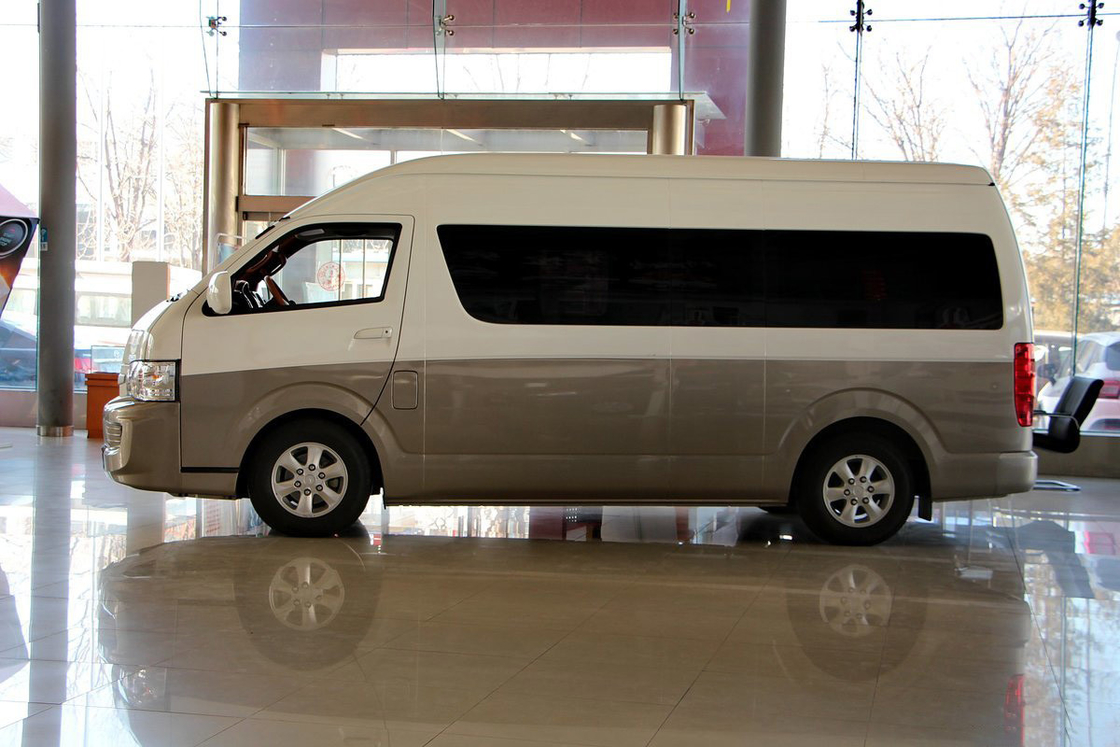 中古 Jinbei Hiace L 2020 高級 ガソリン RWD マニュアル 5速 139HP 2.4L 14人乗り トラック