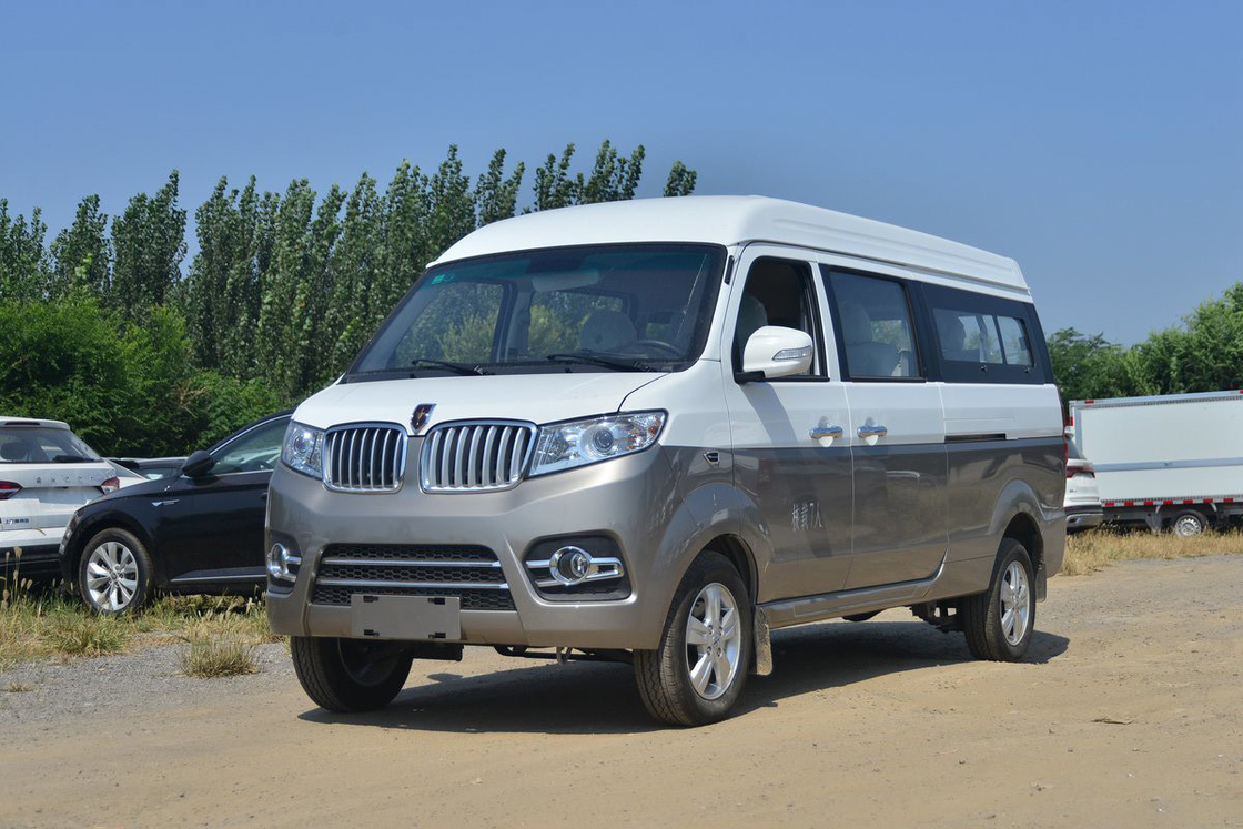 ジンベイニューハイア X30L 2023 スーパーエディション 102HP 1.5L ガソリン 6-7 シート マイクロバン (エアコン付き)